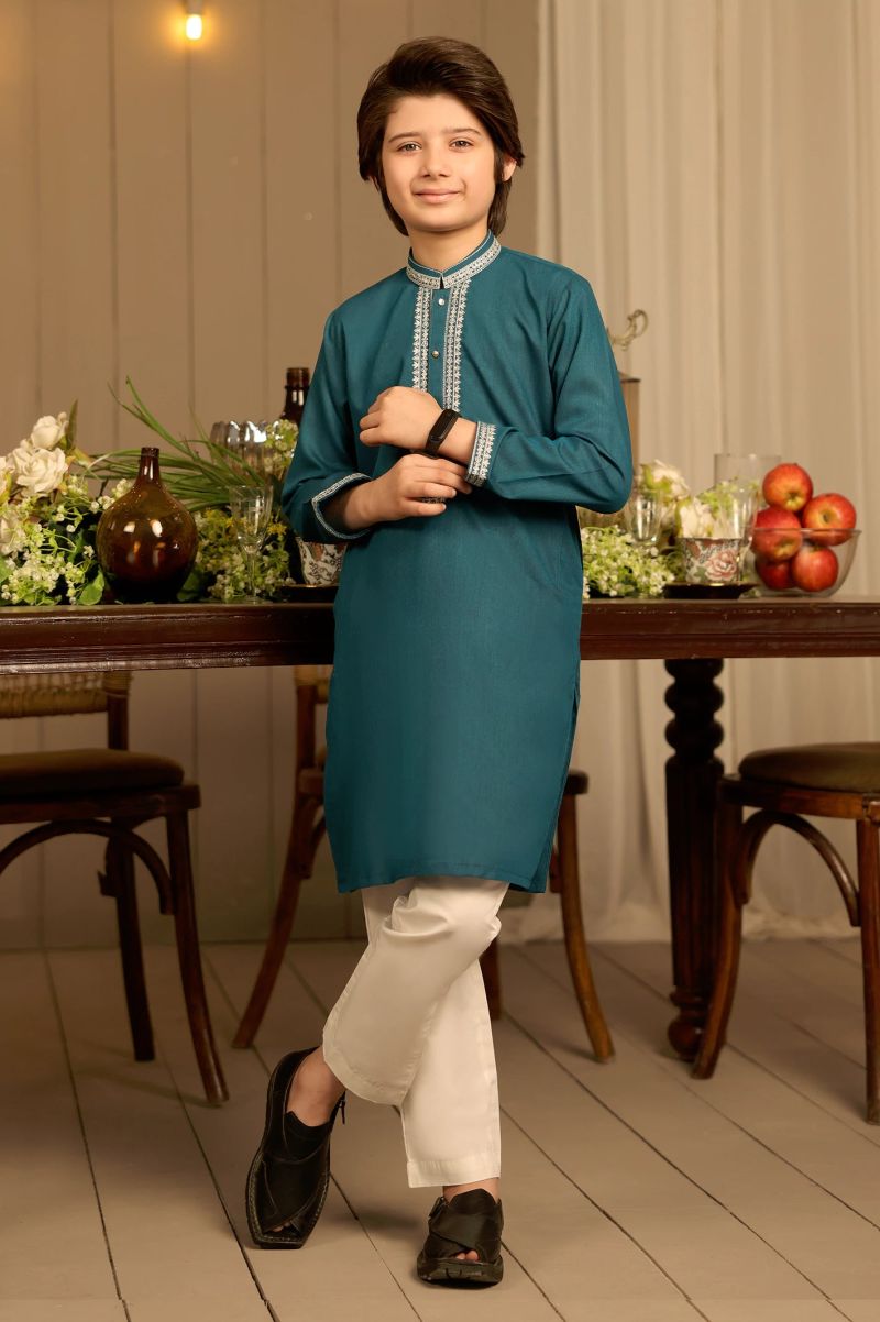 KCDN00579_3.jpg
