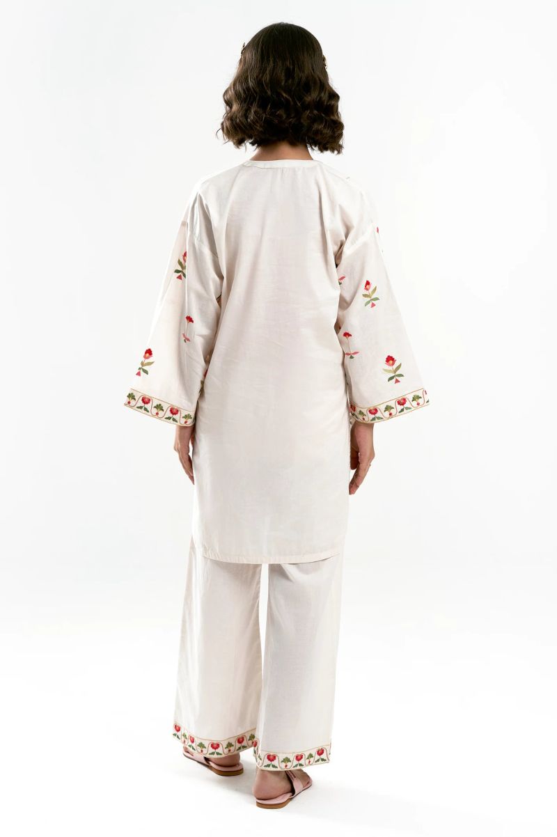 KCDN00779_4.jpg