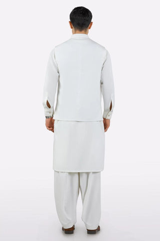 KCDN00797_3.jpg