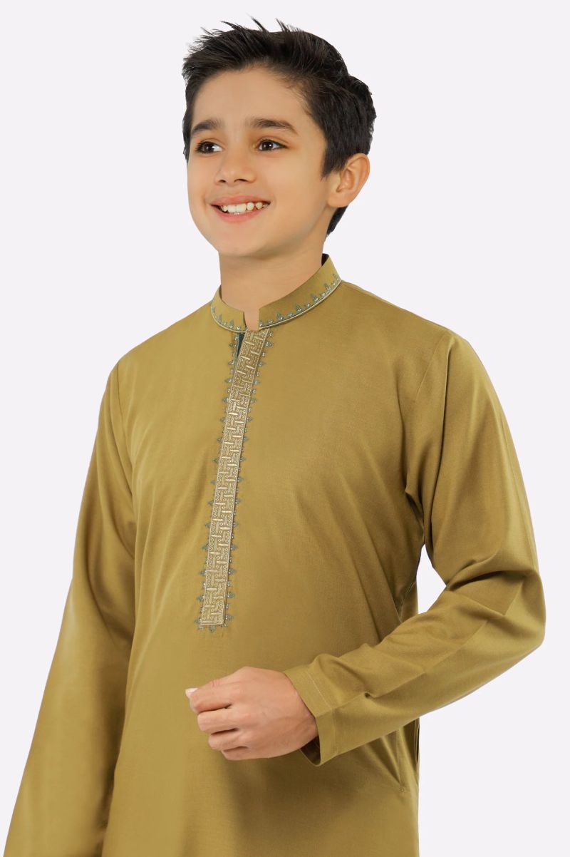 KCDN00845_2.jpg