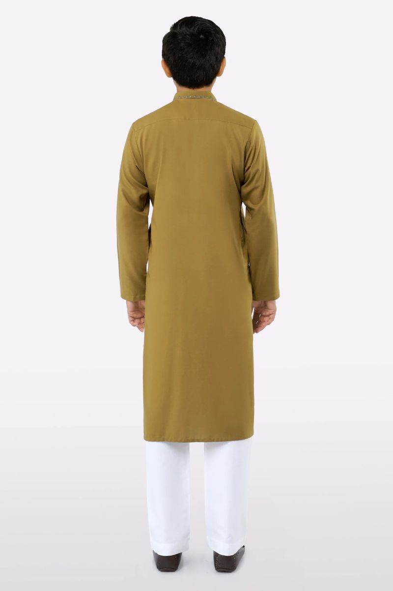 KCDN00845_3.jpg