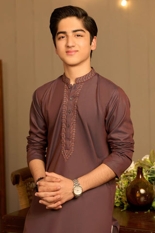 KCDN00889_2.jpg