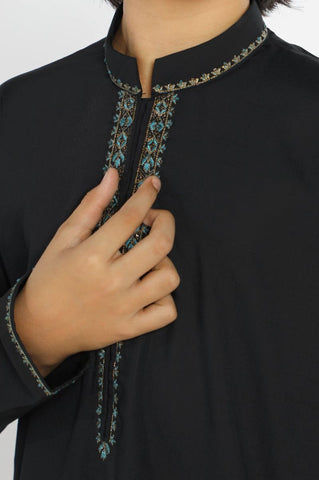 KCDN00900_3.jpg