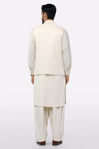 KCDN00939_3.jpg