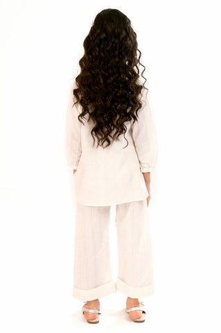 KCDN00999_3.jpg